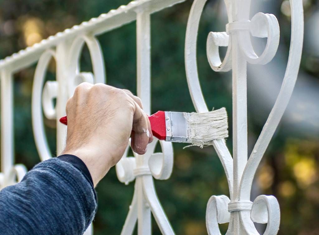 Fence-painting-2.jpg