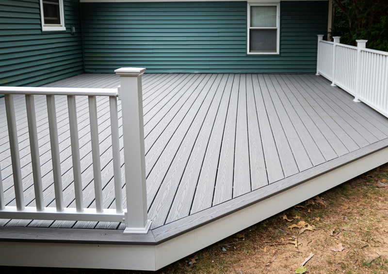 balcony-and-railing-installation-wrigleyville-chicago (15).png