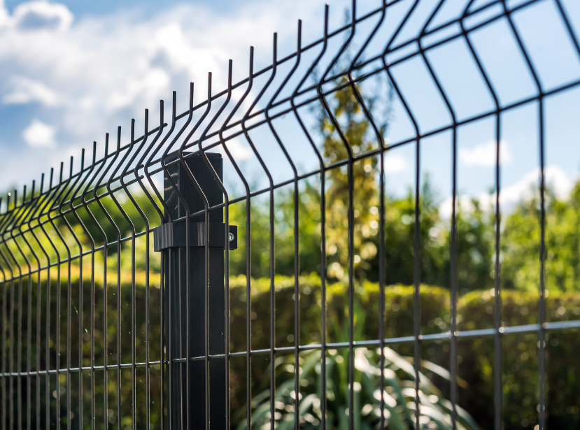 Industrial fence.png