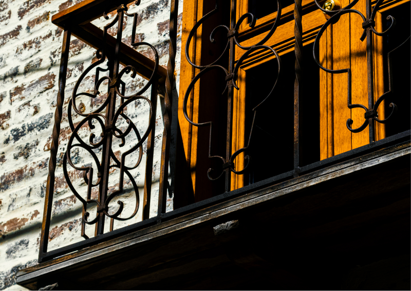 balcony-and-railing-installation-hyde-park-chicago.png