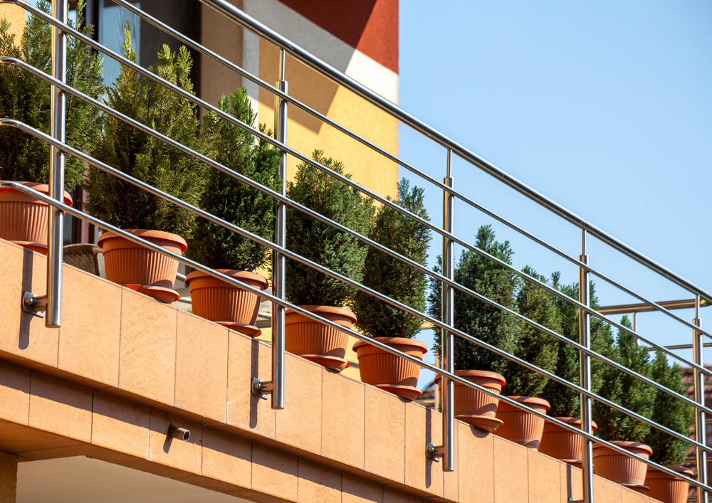 balcony-and-railing-installation-gold-coast-chicago (17).png