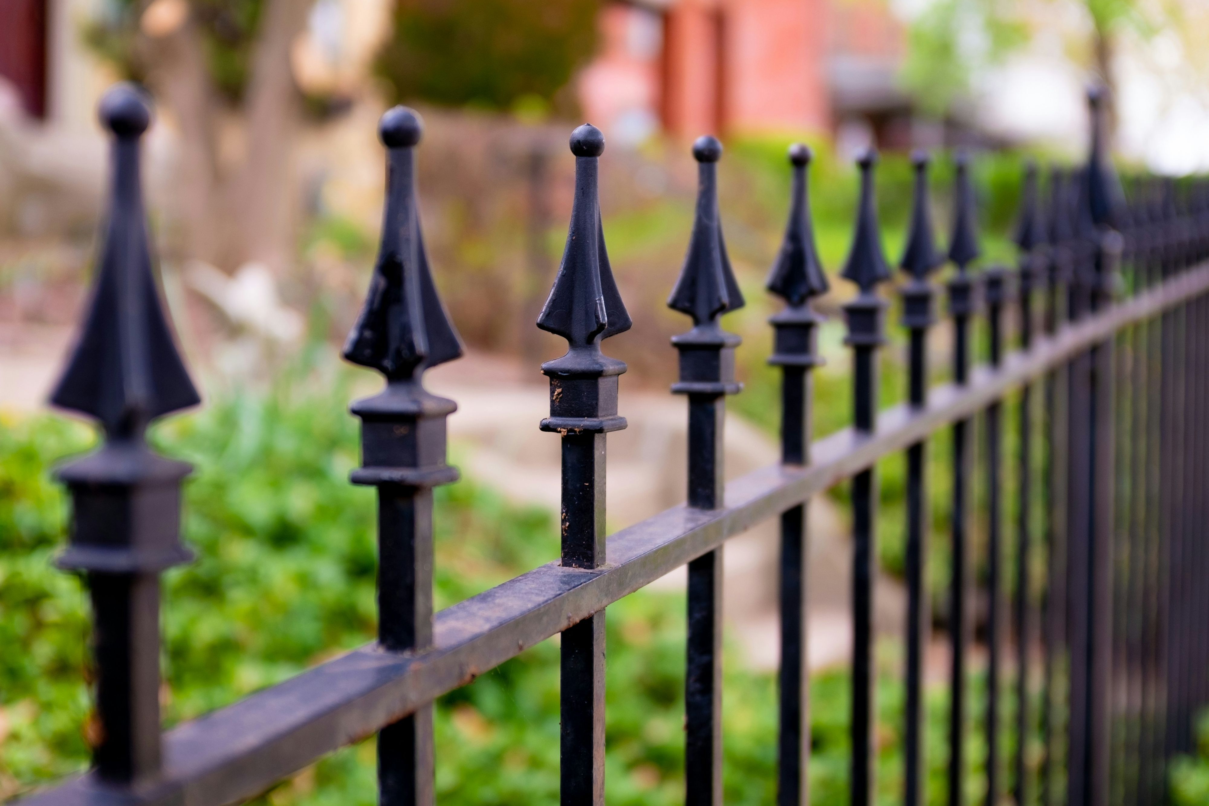 Iron fence desgn.jpg