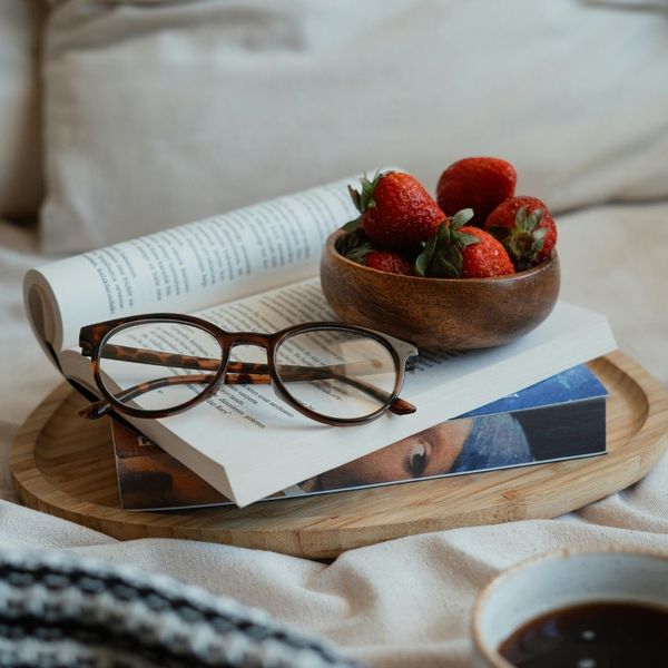 comfortable nook with reading materials 