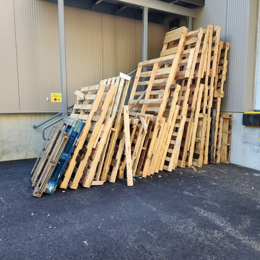 pile of wooden pallets 
