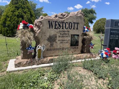 Headstone_Westcott.jpg