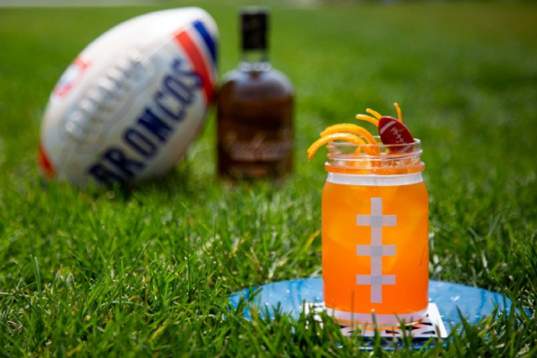 Back-to-Back Blend - Official Bourbon of Denver Broncos - Breckenridge  Distillery