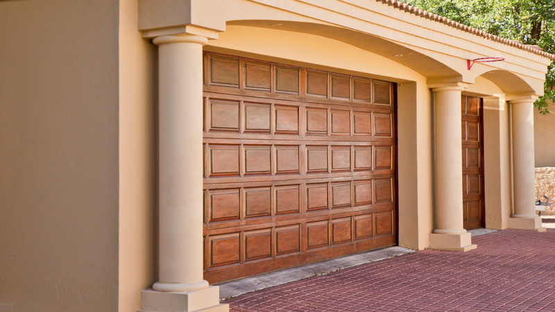 How to Choose the Right Garage Door for Your Home.png