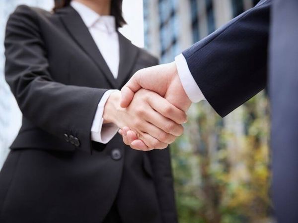men shaking hands