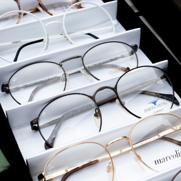 Trends in Eyeglasses_ Fashionable Frames for Every Style 4.jpg