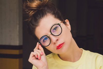 young-woman-glasses_1280x853.jpg