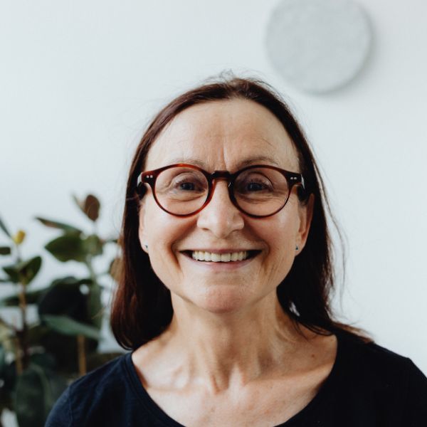 Special Considerations in Aging Eye Exams 4.jpg