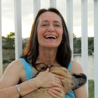 older-senior-caucasian-woman-smiling-with-dog-640px-427x427.jpg