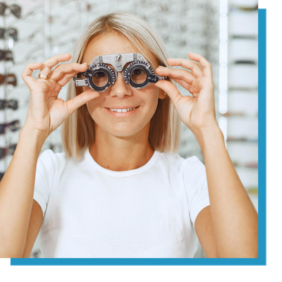 Bellaire Eye Doctor Check Up-4.png