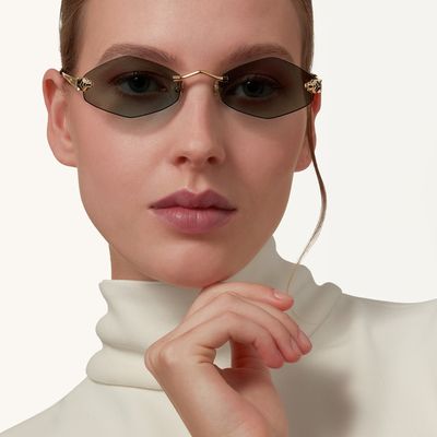 woman-wearing-cartier-sunglasses.jpg