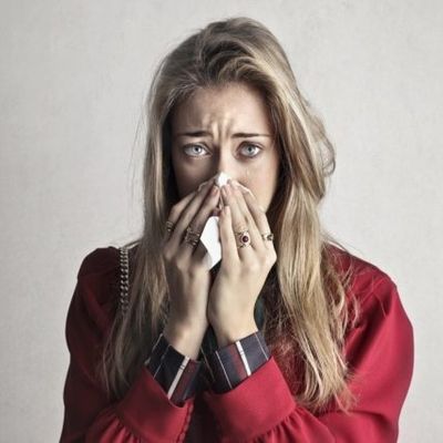 young-woman-suffering-from-eye-allergies-427x427.jpg