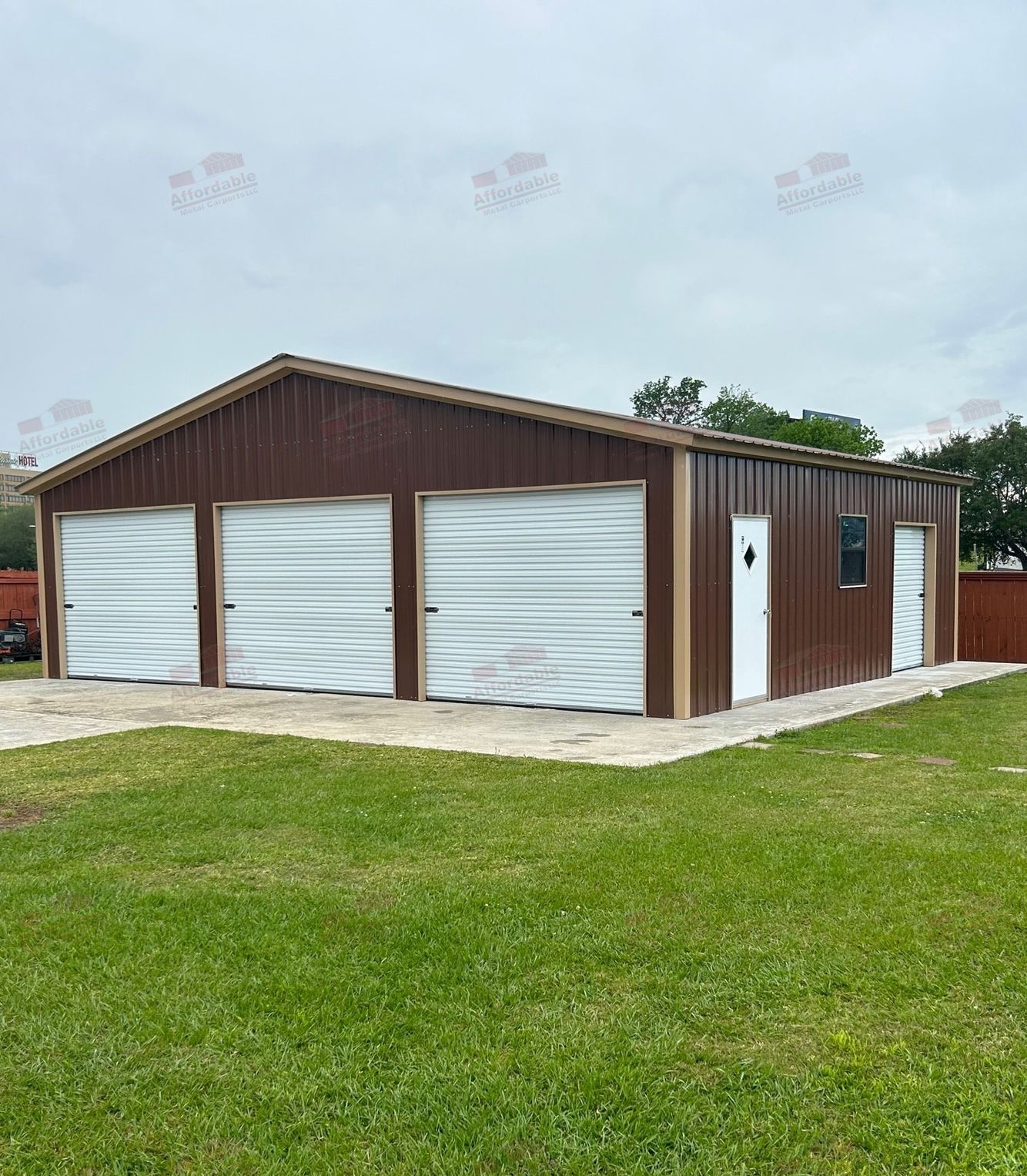 Workshop size garage.jpg