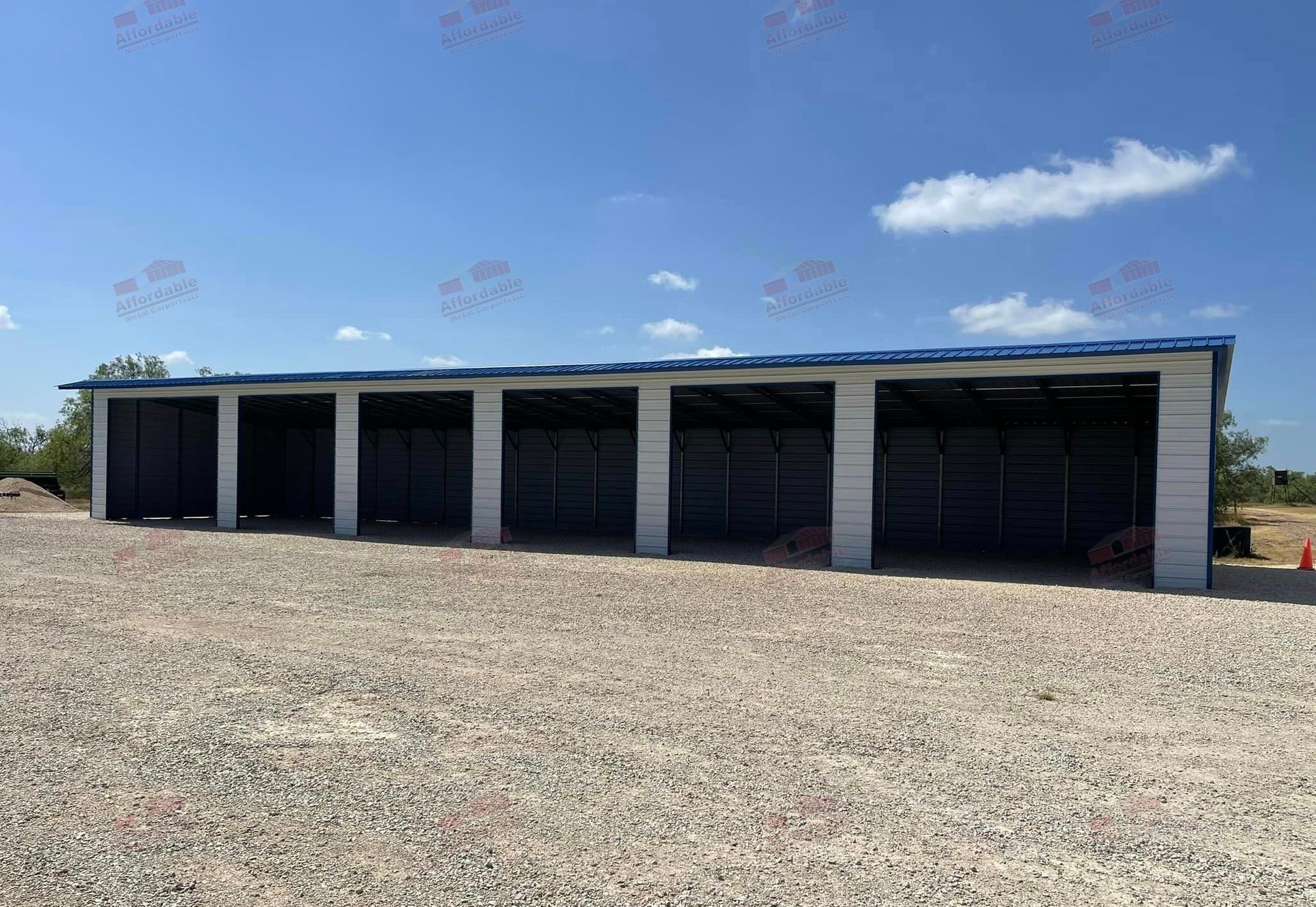 Store locker style single slope.jpg