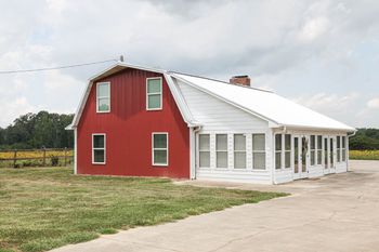 Red Barn-21.jpg