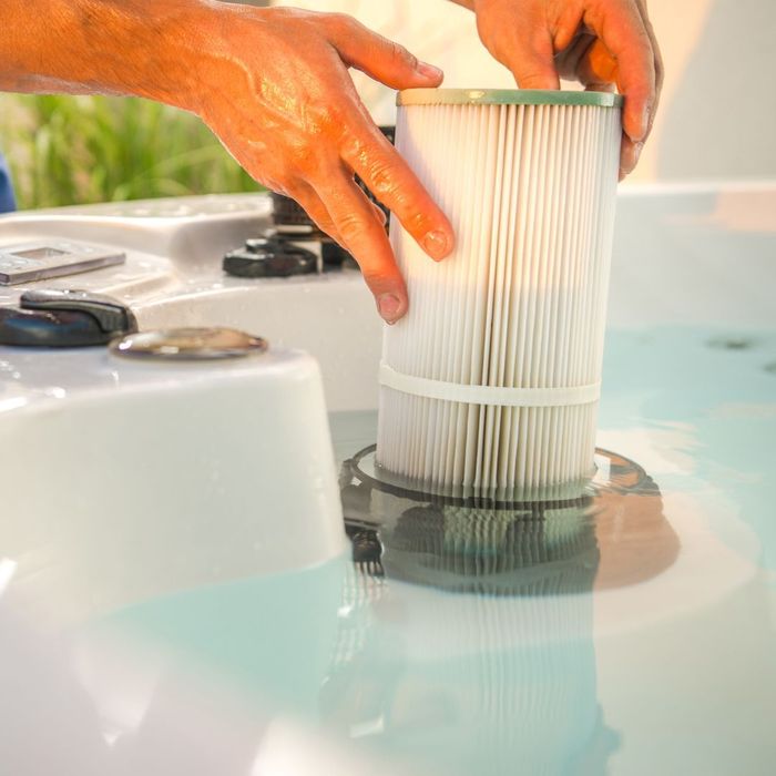 professional pool cleaning Los Angeles County