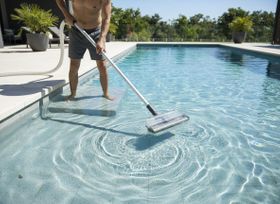 Pool service Los Angeles County