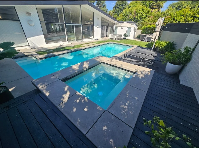 Pool service Los Angeles County