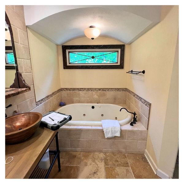 renovated bathtub area by Renata Renovations LLC