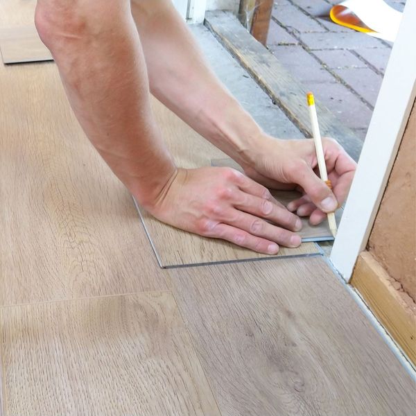 measuring corner for laminate floor