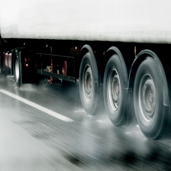 The Top Tips for Properly Maintaining Your Commercial Truck Tires 2.jpg