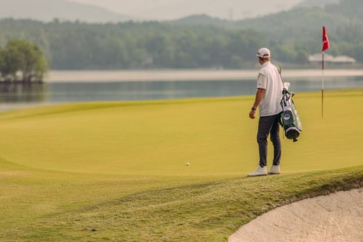 2021-05-19+BLOG+Cover+Cliffs+Living+-+Lake+Keowee,+SC+-+Jack+Robert+Photography-14 (1).jpg