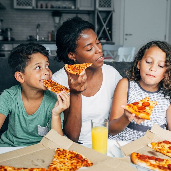 Family enjoying pizza 