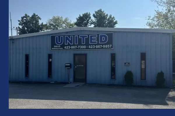 Fron of United Wrecker & Transport