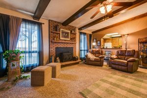 Living-Room-4-58ed13c83709d-2000x1334.jpg