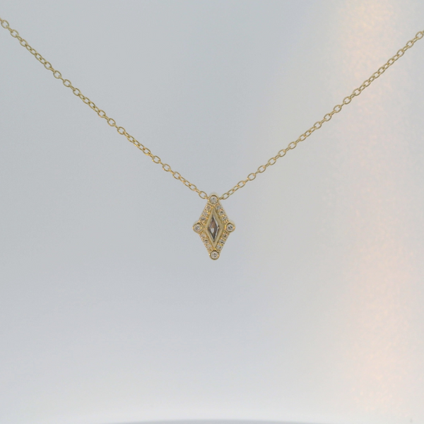 Timeless Christian Jewelry_ Symbolizing Faith and Inspiration3.png