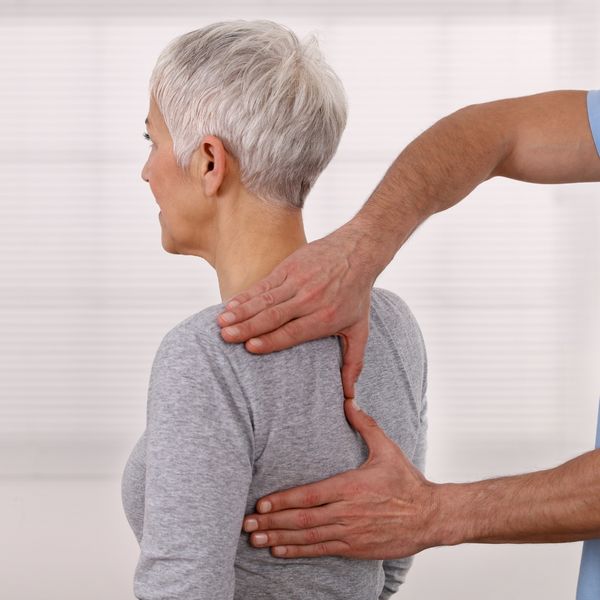 image of a woman getting chiropractic care