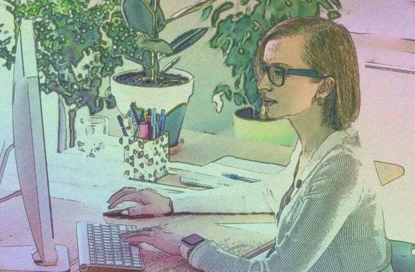 woman on computer woman on computer
