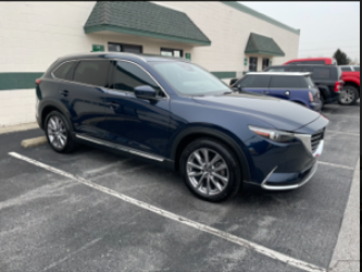 blue suv.png