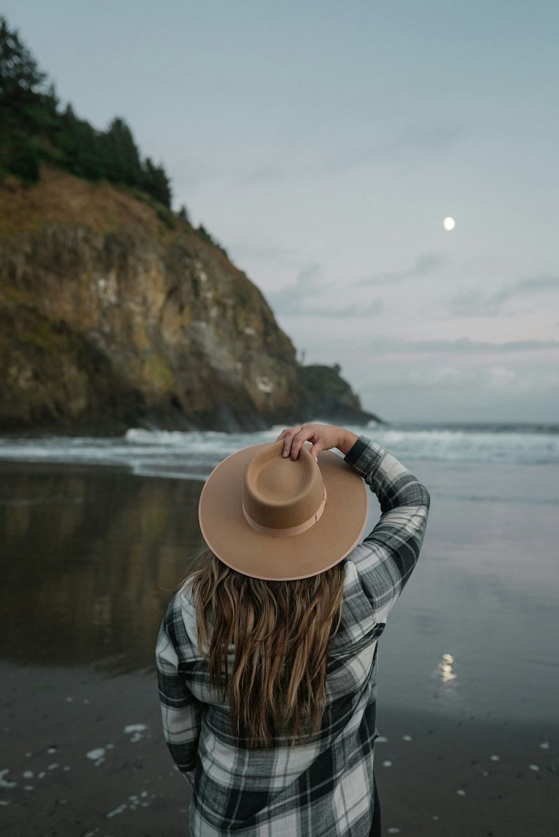 karsten-winegeart-Y-PHlM7b9ho-unsplash.jpg