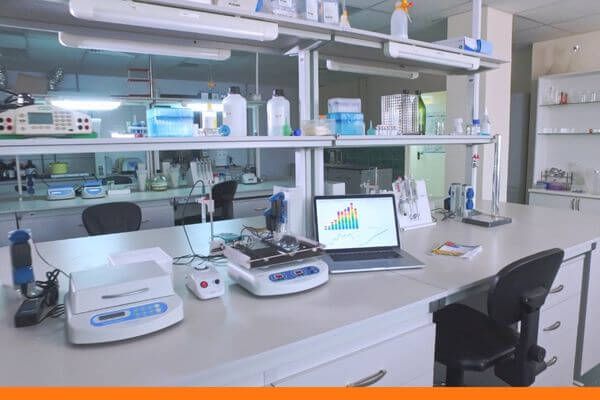 Establishing laboratory safety protocols and training Establishing laboratory safety protocols and training