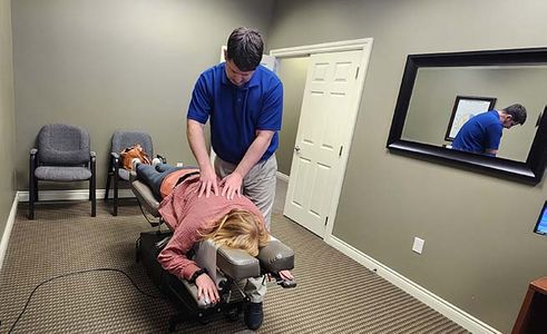 Chiropractor-Derby-KS-Rodney-Shaw-massage-table.jpg