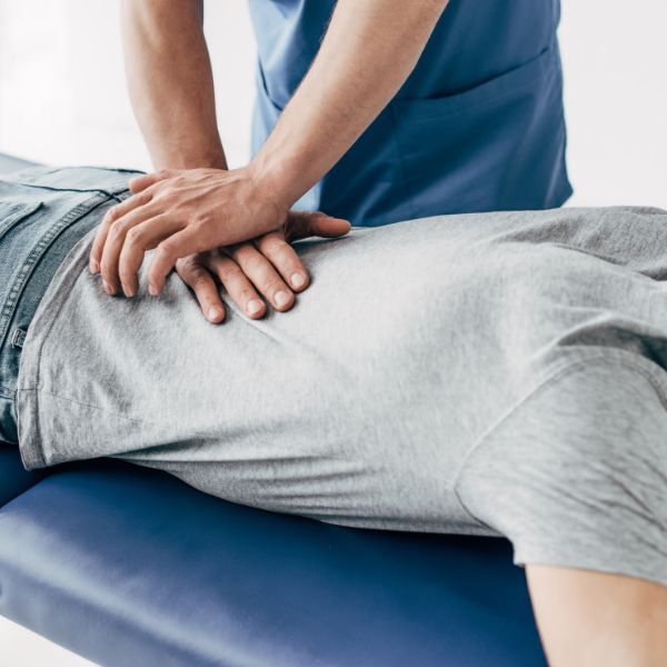 A chiropractor focusing on the lower back