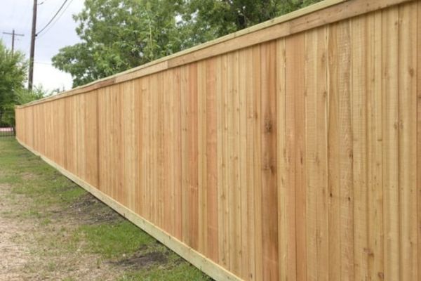 M333107 Res Fence Installation.jpg