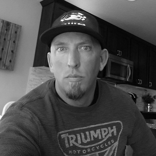 Headshot (1).jpg
