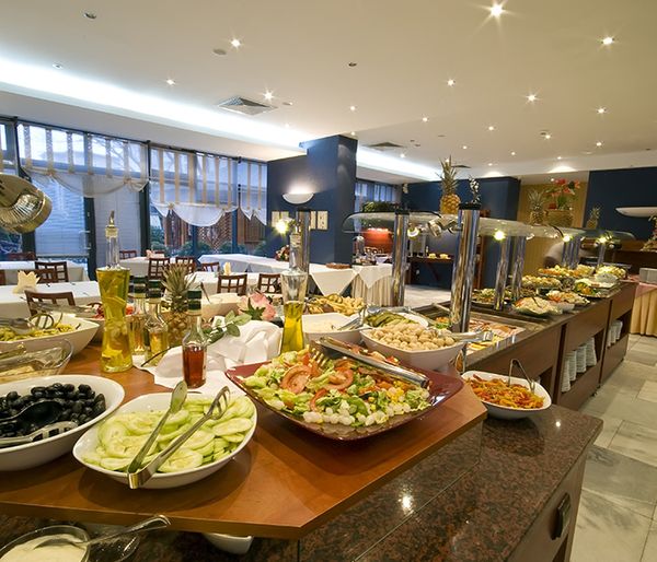 Image of a hotel buffet