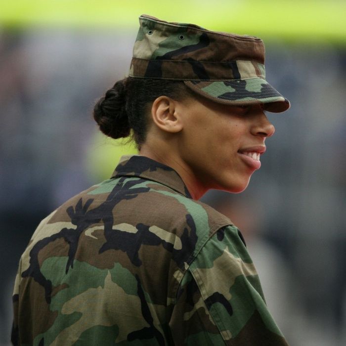 woman in the army