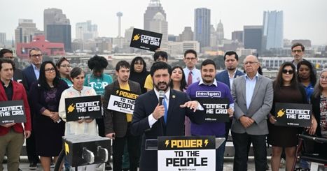 Texans Celebrate “Connect the Grid Act”