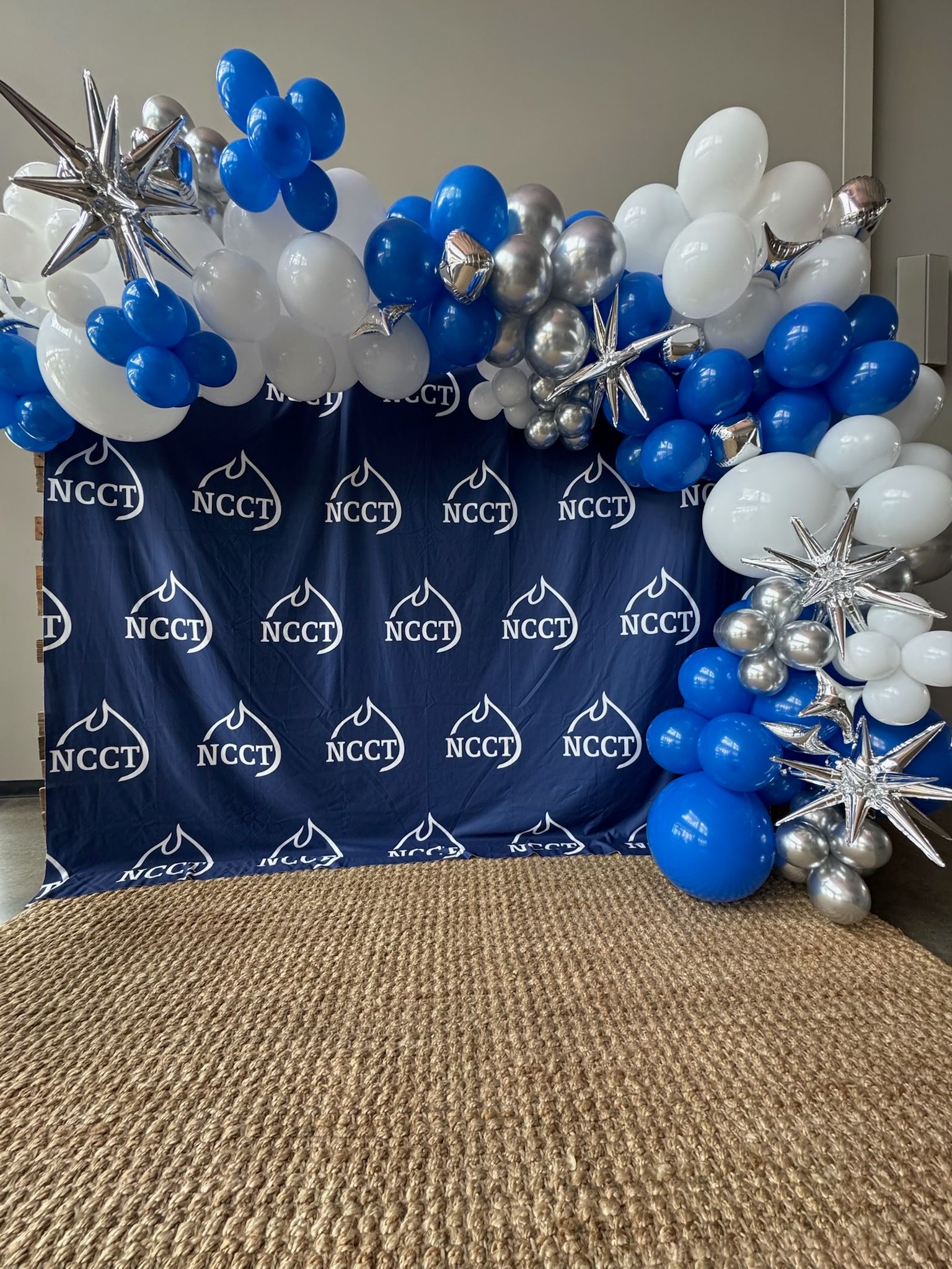 60A70DCA-12EC-4A81-96B9-83AE29D92B6C.jpg