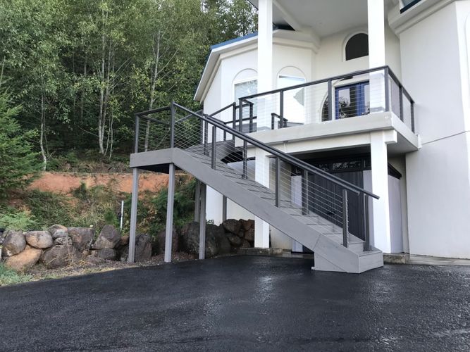 Deck and rails 6[2612801].JPG