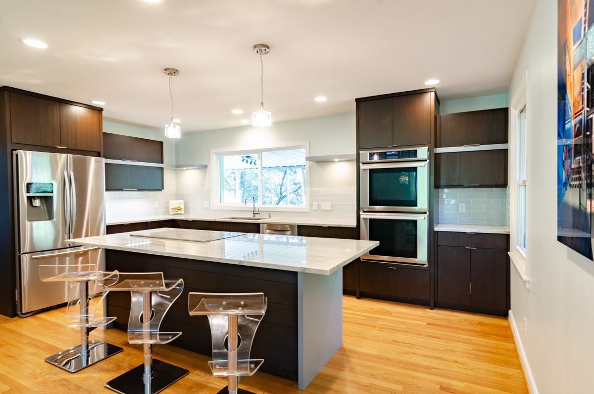 kitchen 2.jpg