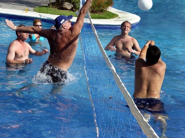 swimming pool volleyball