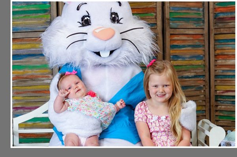 Kids doing an easter photo session with the easter bunny